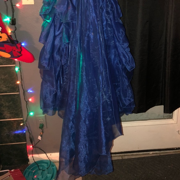 🤑SOLD🤑SOLD🤑Gorgeous young lady formal - Picture 2 of 8